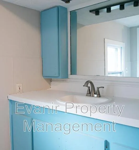 126 N Walnut St — Photo 15