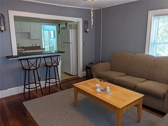 2nd image of 108 Putnam Pike