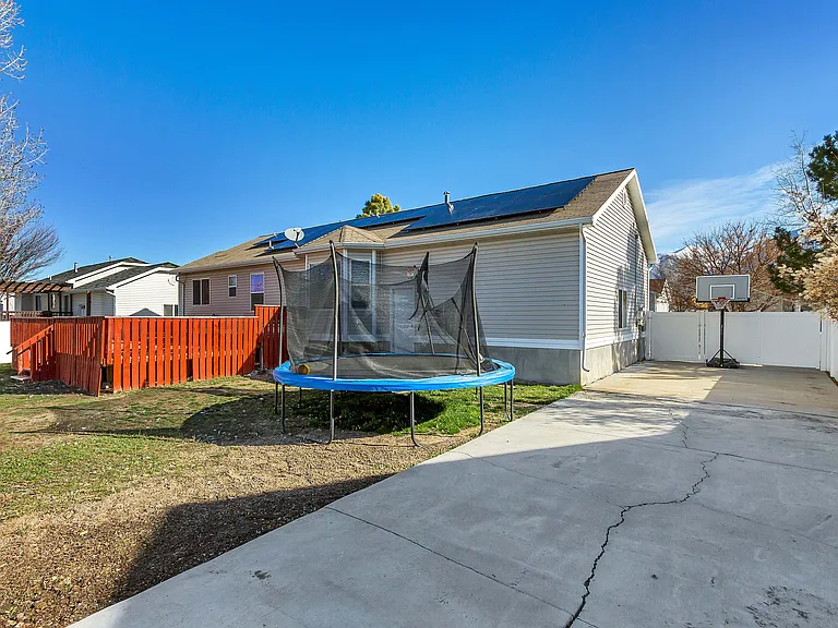 5943 Genoa Ln — Photo 30