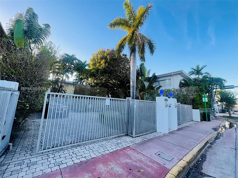 8036 Harding Ave #1 — Photo 10