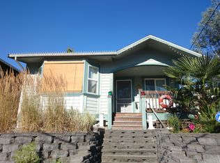 3411 Belvidere Ave SW, Seattle, WA 98126