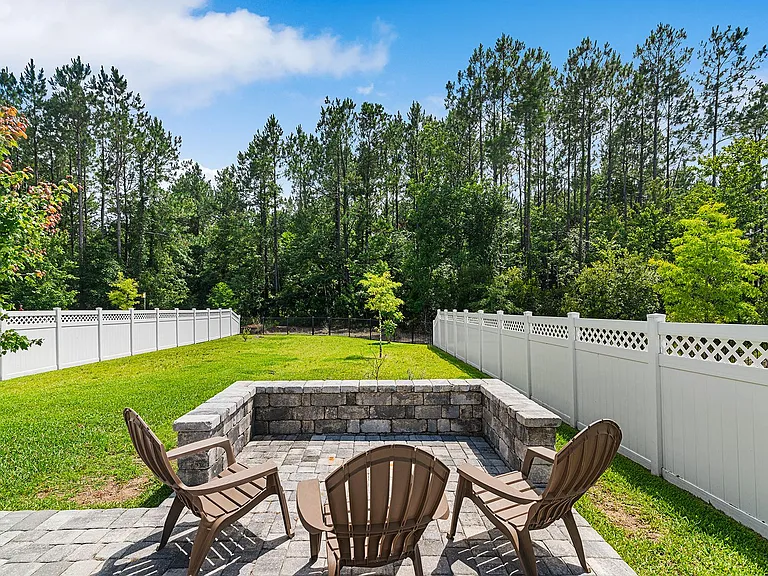 330 Greenway Ln — Photo 23