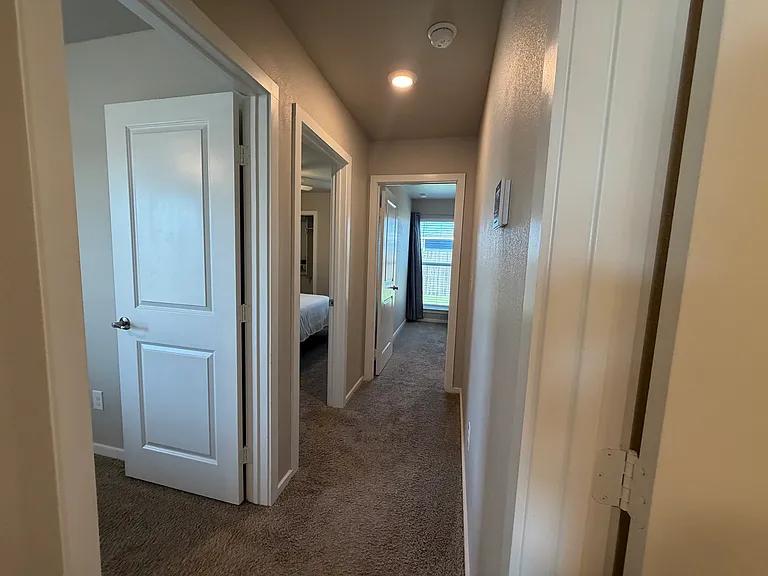 2608 Winfield Ave — Photo 9