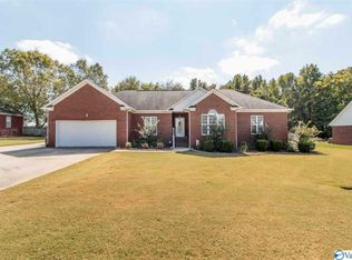17800 Remington Dr, Athens, AL 35611