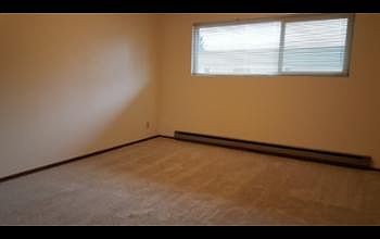5th image of 14019 32nd Ave NE APT 44