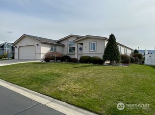566 Sunday Dr, East Wenatchee, WA