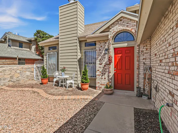 1468 Gene Torres Dr, El Paso, TX 79936