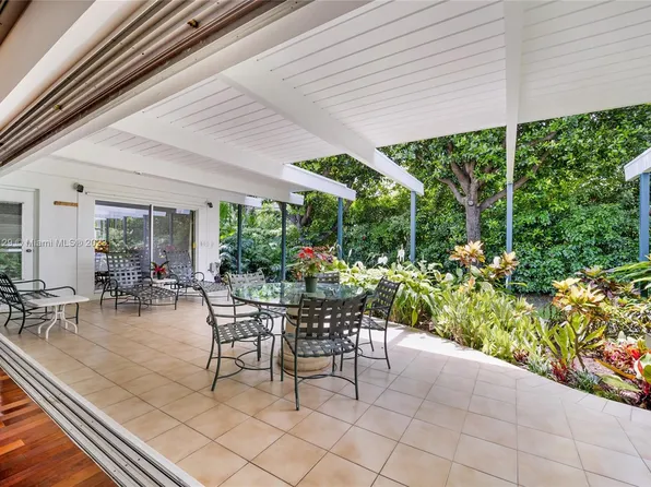 238 Buttonwood Dr, Key Biscayne, FL 33149