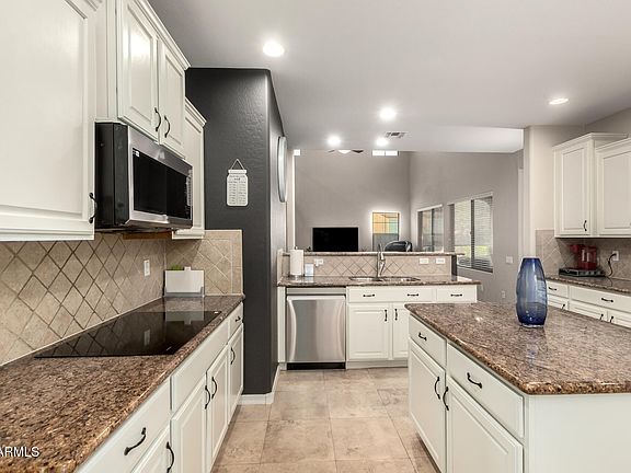 5th image of 20905 W COURT Street