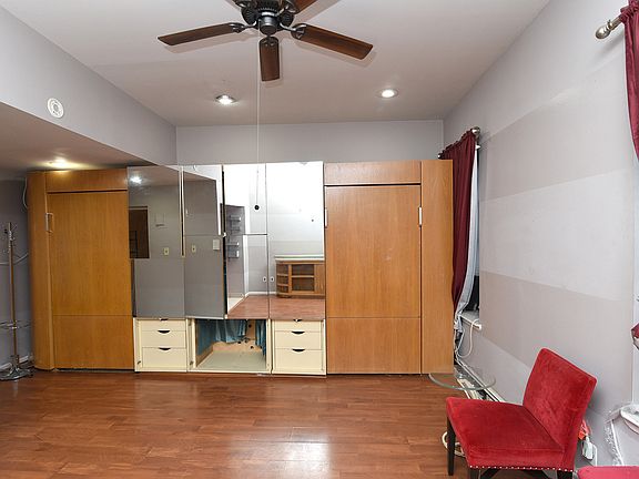 2nd image of 206 W 139th St #2A
