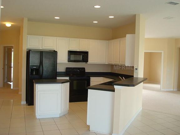 4th image of 2681 Lookout Ln