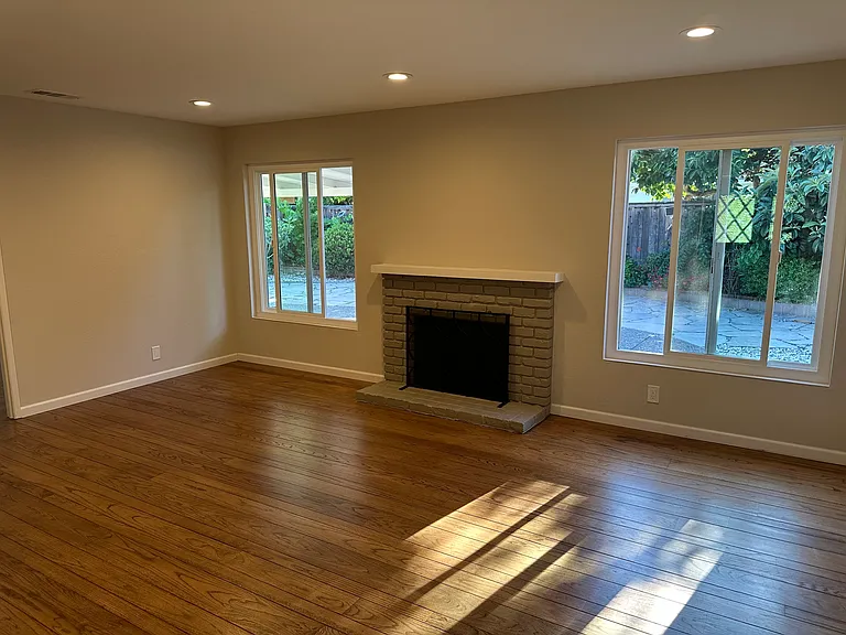 1864 Orangetree Ln — Photo 9