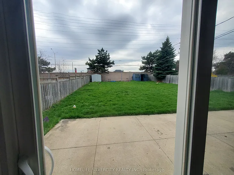 9 Belmont Dr — Photo 24
