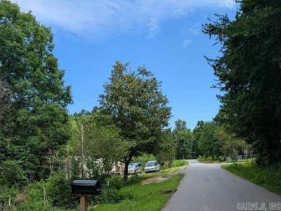 4th image of 6720 Redbud Dr