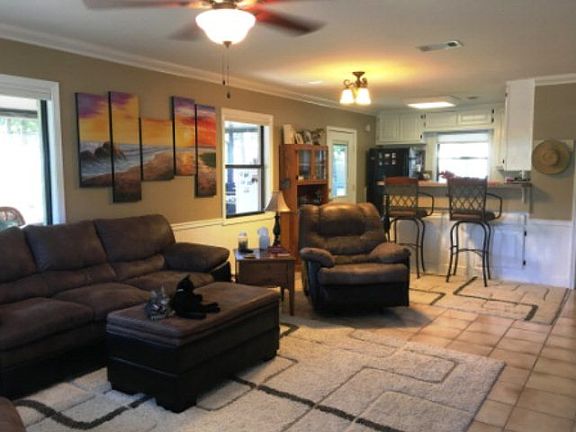 3rd image of 26303 Bayou Dr