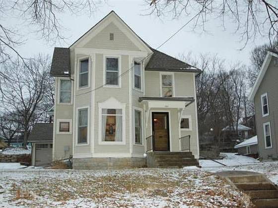 1st image of 303 S Oakhill Ave