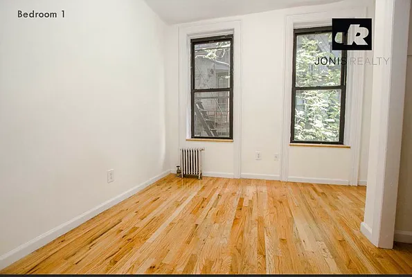 Rented by Jonis Realty | media 10