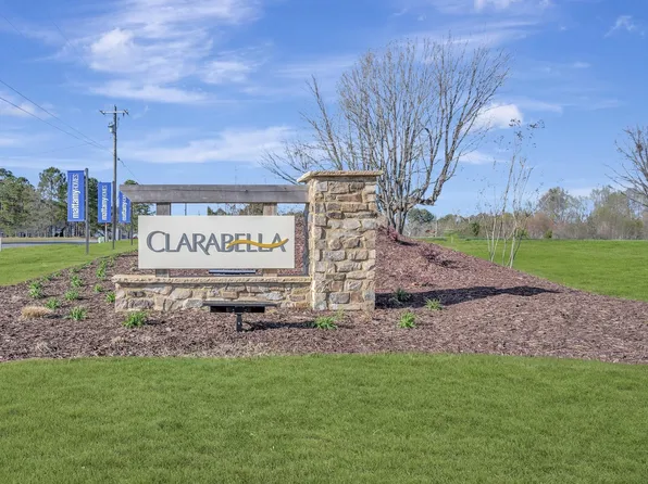 200 Clarabella Dr, Fuquay Varina, NC 27526