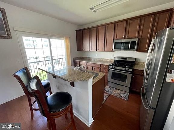5th image of 59 Riverwalk Blvd #196