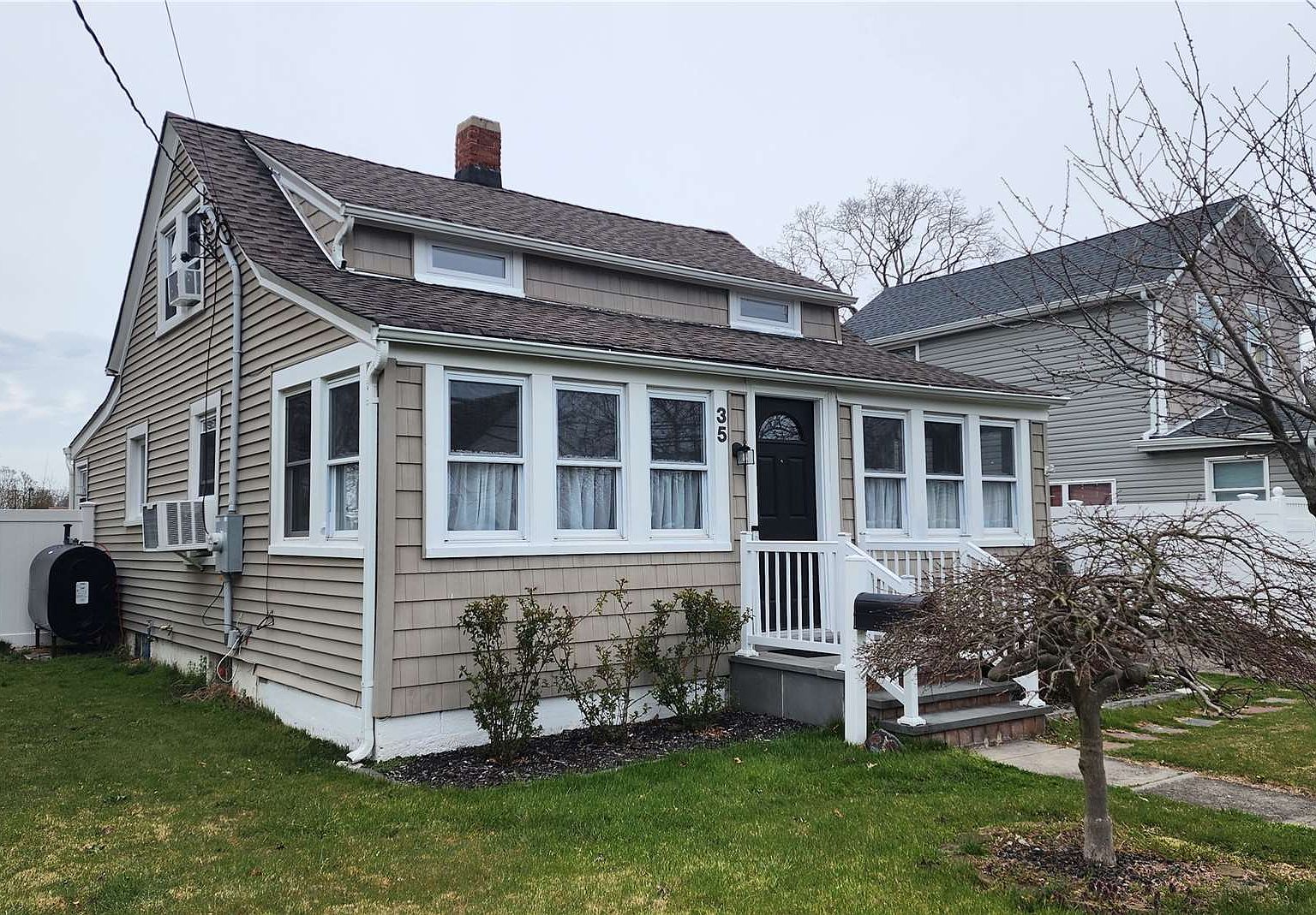 35 Swezey Street, Patchogue, NY 11772 | Zillow
