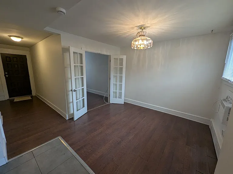 929 Edgemore Rd — Photo 9