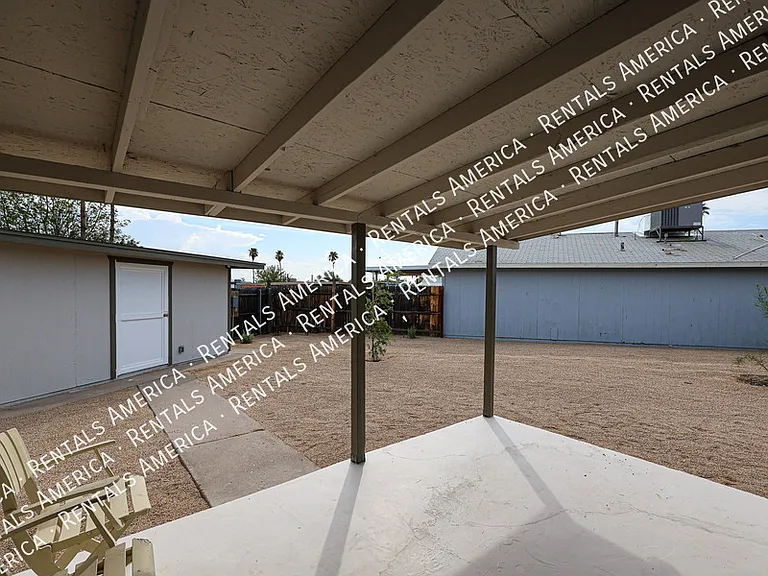13861 N 48th Ave — Photo 30