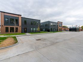 Forest Ave - Luxury Off-Campus Housing!