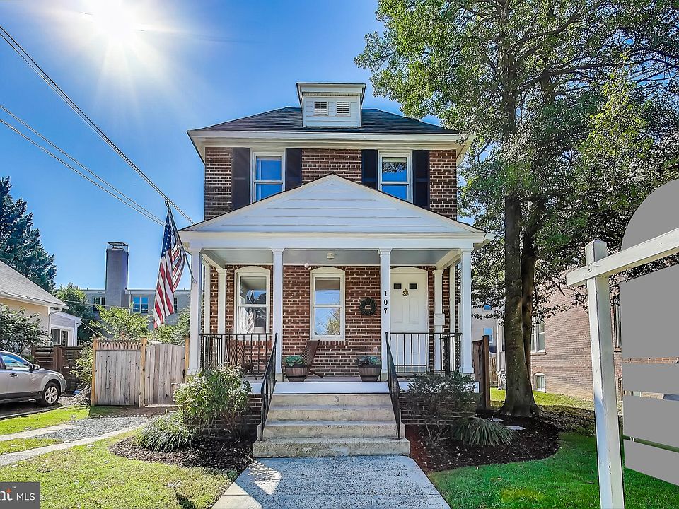 1st image of 107 E Custis Ave
