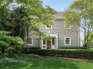 445 Northview Dr, Bexley, OH