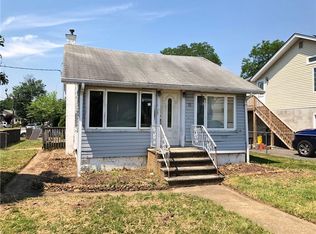 11 River Rd, East Brunswick, NJ 08816