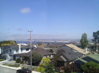 910 Wainwright St APT 7, Monterey, CA 93940