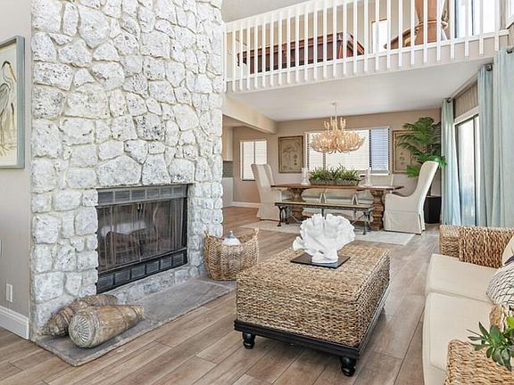 5th image of 46 Atlantic Dr