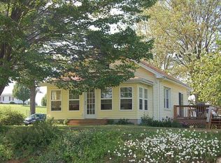 1920 Blacksburg Rd, Fincastle, VA 24090