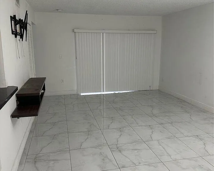 1147 NW 125th Path #101 — Photo 7