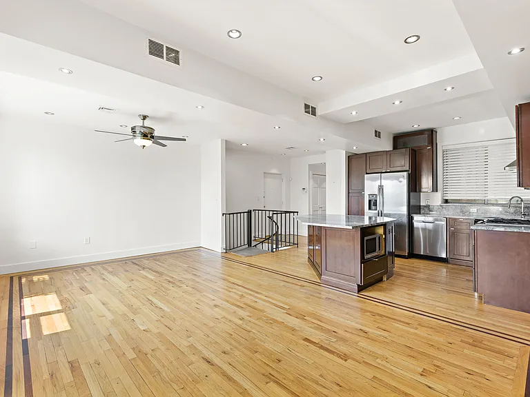 102 Ogden Ave #103 — Photo 13
