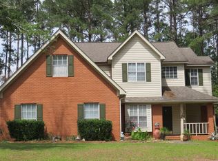 105 Crichton Ct, Dothan, AL 36305