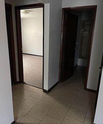 5th image of 220 Burkhardt Ave #1