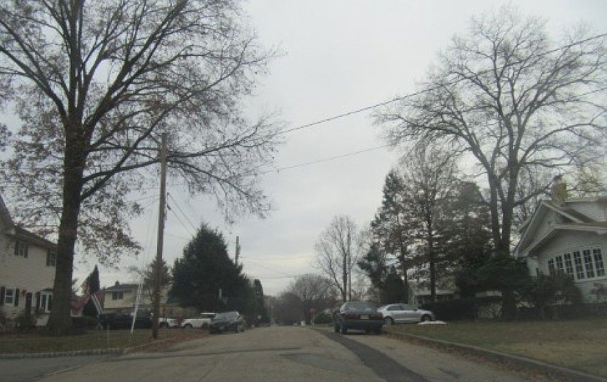 2nd image of 15 Cedar Ave