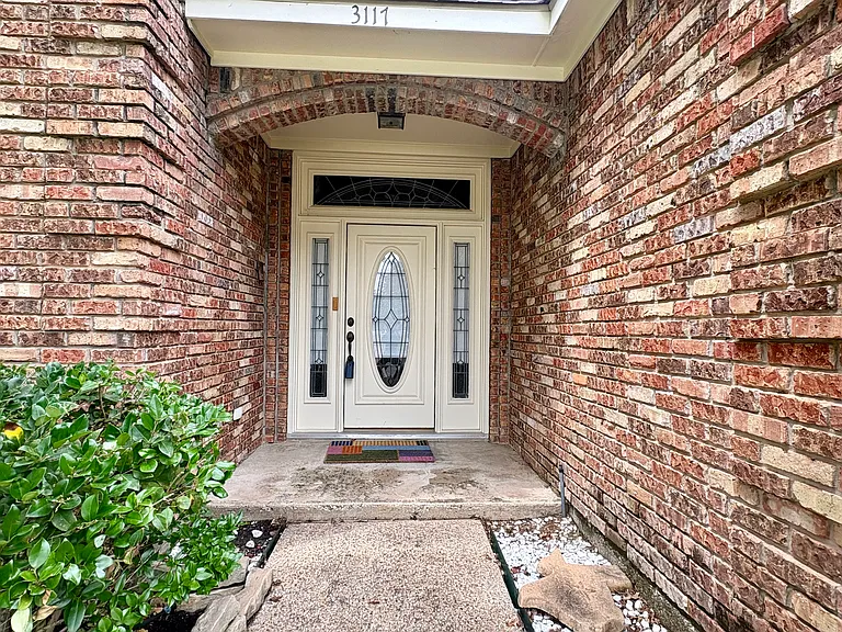 3117 Sandy Trail Ln — Photo 3