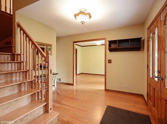 2nd image of 2126 Peachtree Ln