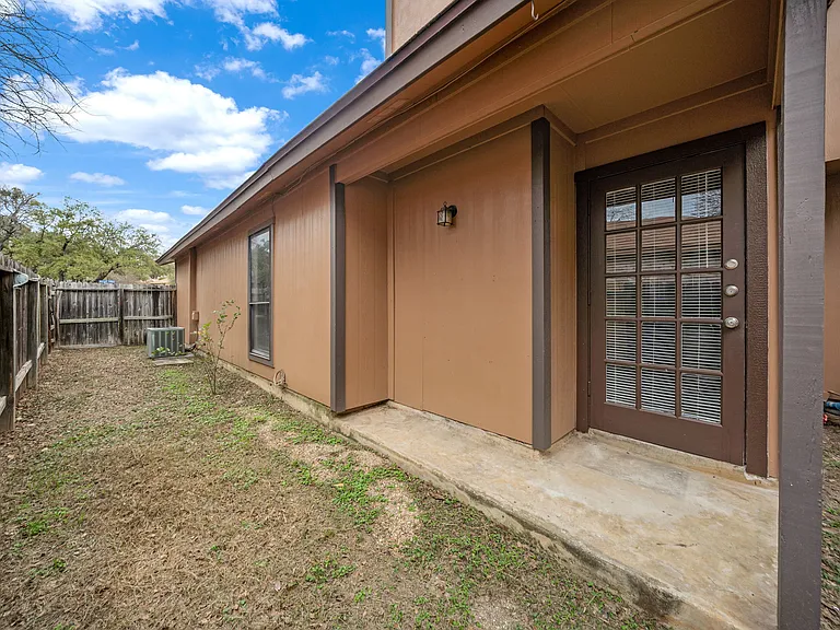 11703 Whisper Valley St — Photo 24