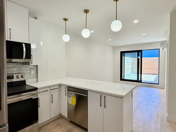 40-09 29th Street image 7 of 14