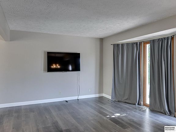 5th image of 13568 Chandler St