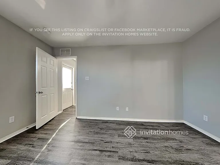 112 Abelia Dr — Photo 9