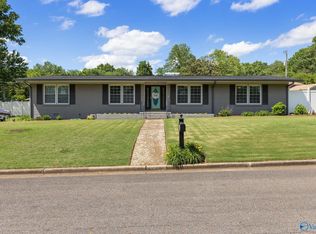 2609 Randy Ave NE, Huntsville, AL 35811