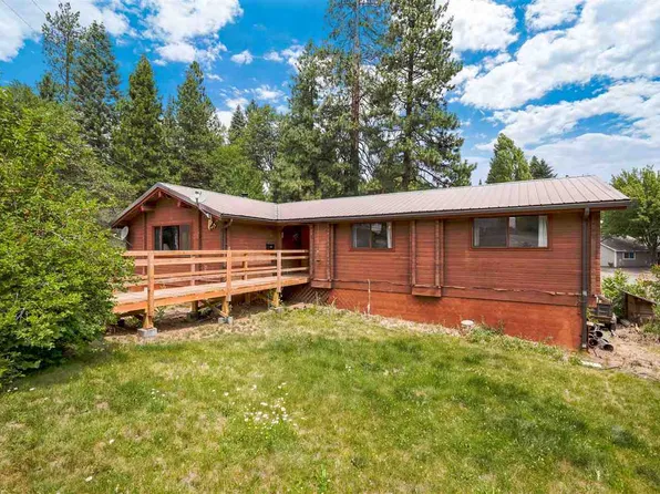 515 W Colombero Dr, McCloud, CA 96057