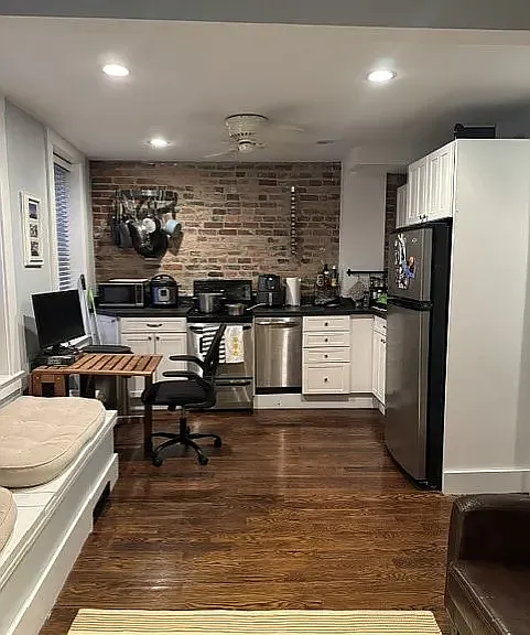 32 Grove St #9 — Photo 4