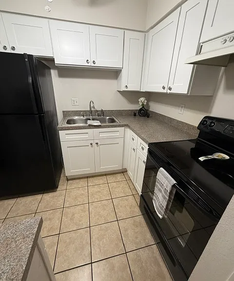 3952 Elvira Ct #VILLA — Photo 4
