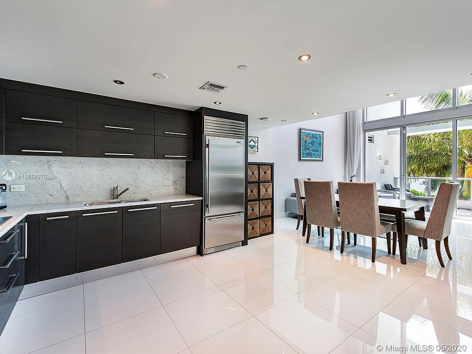 1st image of 900 Biscayne Blvd APT 502