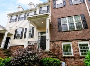 1013 Bluffway Dr, Columbus, OH 43235